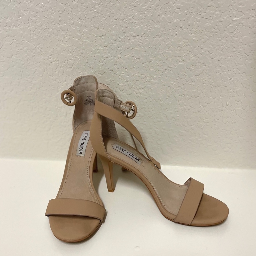 Steve Madden nude heels.